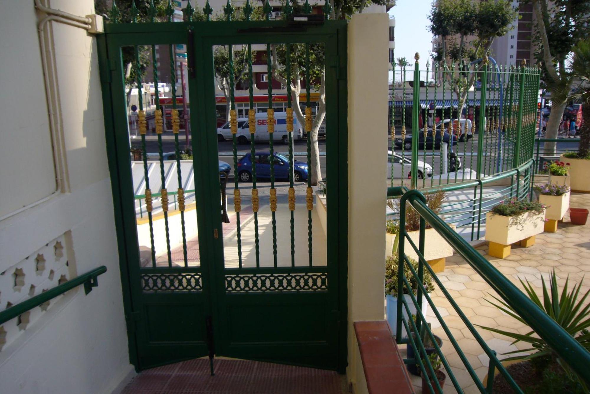 Coblanca 3 - Fincas Arena Benidorm Buitenkant foto